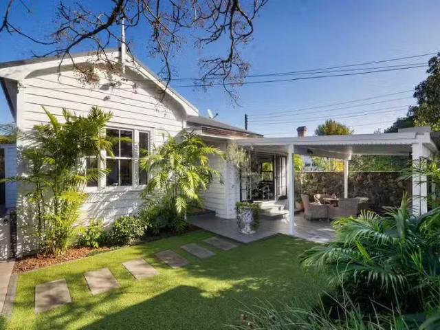 House for sale in Balmoral