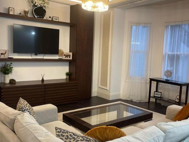 House for rent in Earl's Court, Greater London