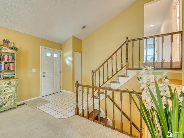 Condo for sale in Monroe, Monroe County