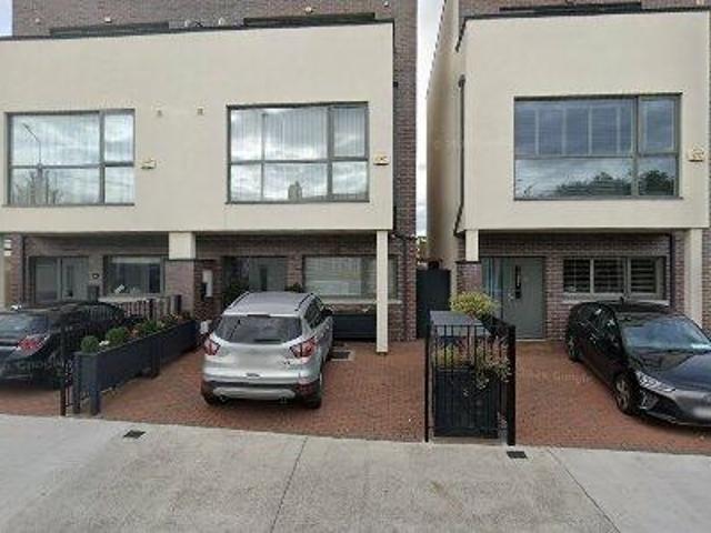 Office for sale in Bluebell, North Tipperary