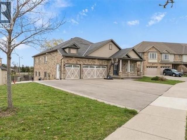 House for sale in Ancaster, Ontario