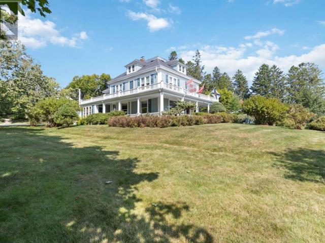 Office for sale in Lunenburg, Nova Scotia