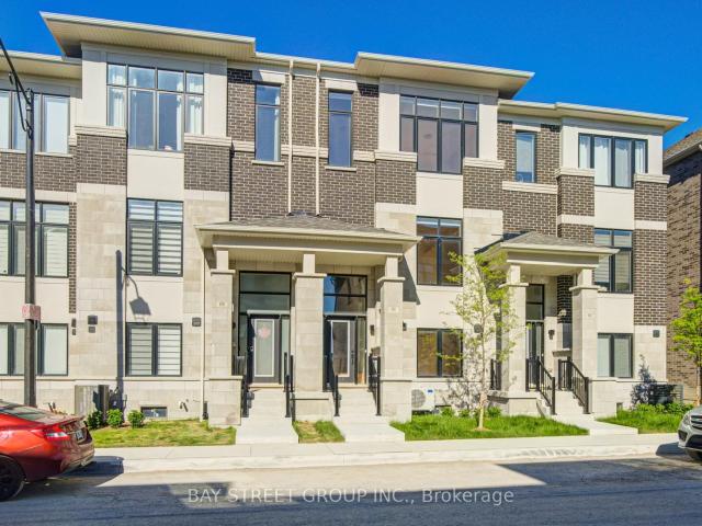 Townhouse for sale in Woburn, Ontario