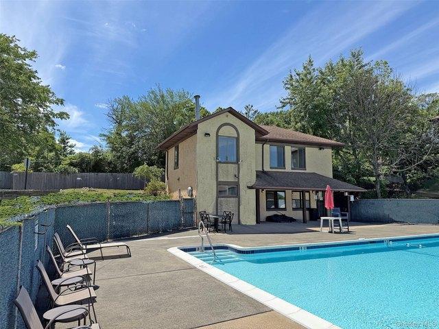 Condo for sale in Rockland, New York