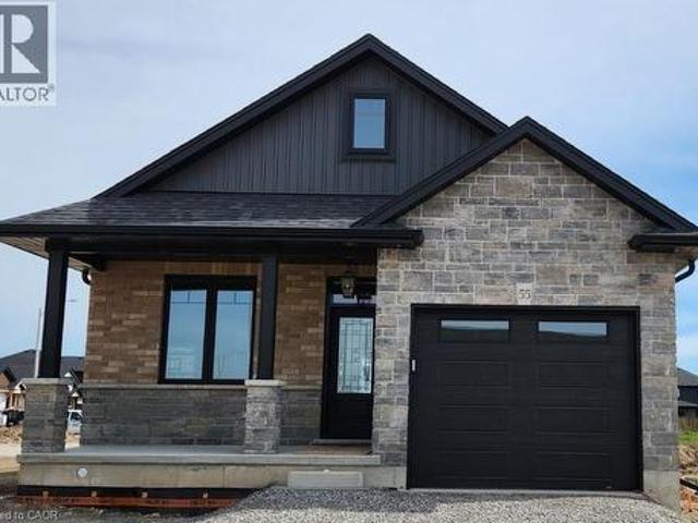 House for sale in Cayuga, Ontario
