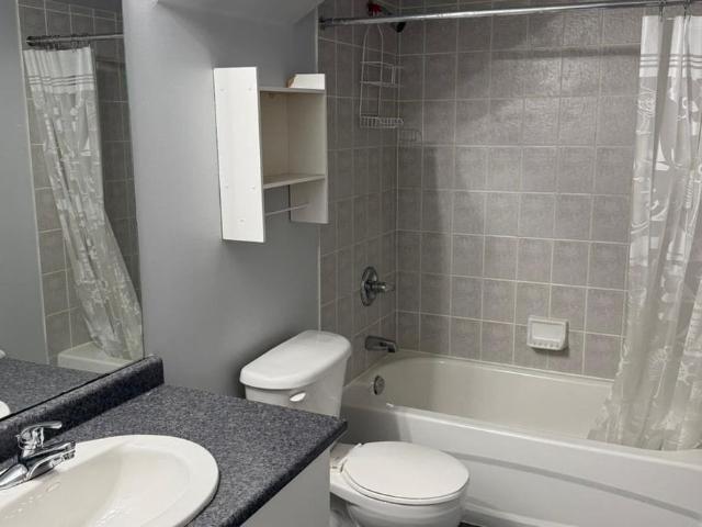 House for rent in Brampton, Golden Horseshoe