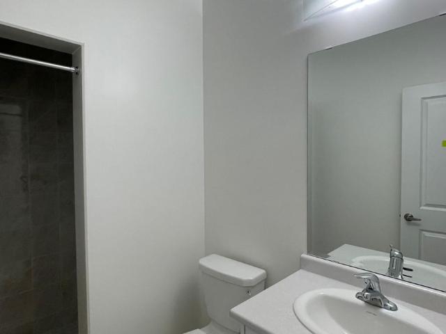 House for rent in Richmond Hill, Golden Horseshoe