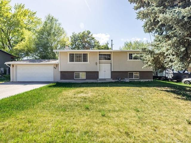 House for sale in Cache, Utah