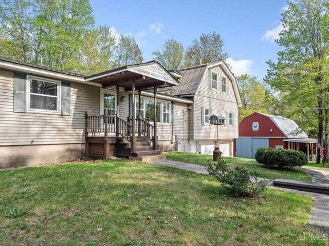 House for sale in Gwinn, Michigan