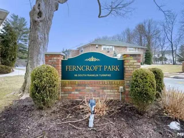 Condo for sale in Ramsey