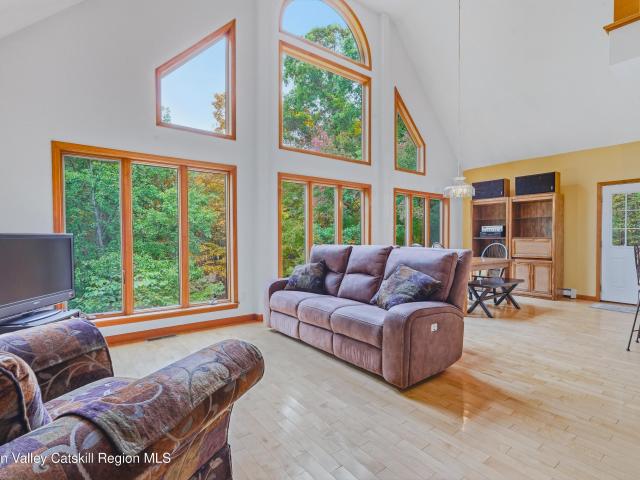 House for sale in Town of Saugerties, Ulster County