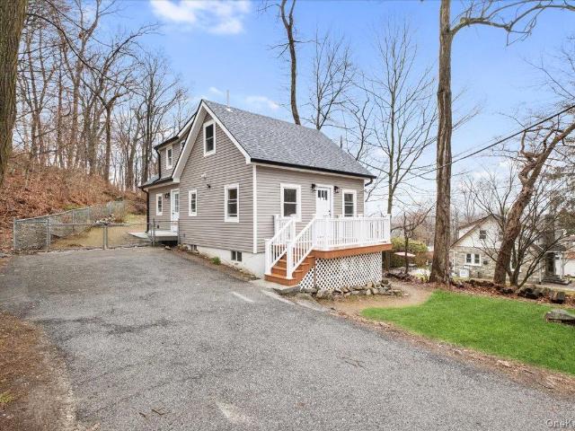 Property for rent in Baldwin Place, New York