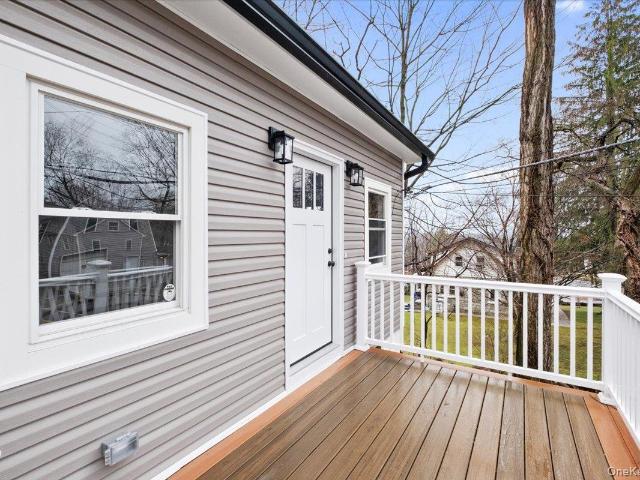 Property for rent in Baldwin Place, New York