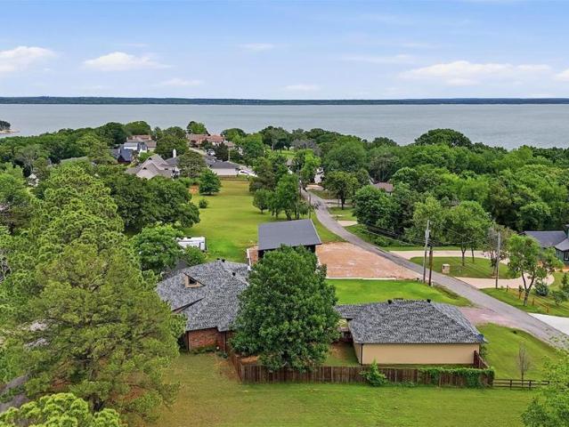 House for sale in Pottsboro, Texas
