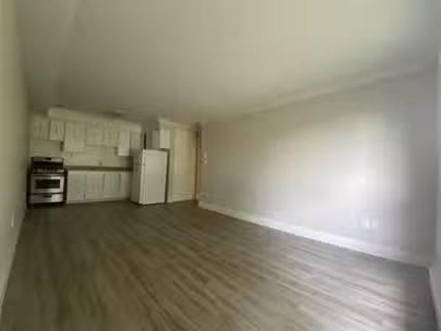 Condo for rent in Kingston