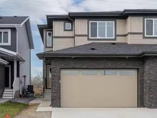 House for sale in Fort Saskatchewan, Alberta