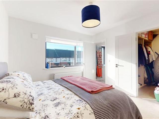 Terraced House for sale