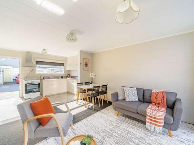 Townhouse for sale in Pauatahanui, Wellington