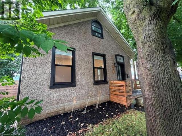 House for sale in County Of Brant, Ontario