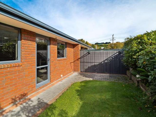 Townhouse for sale in Otakou