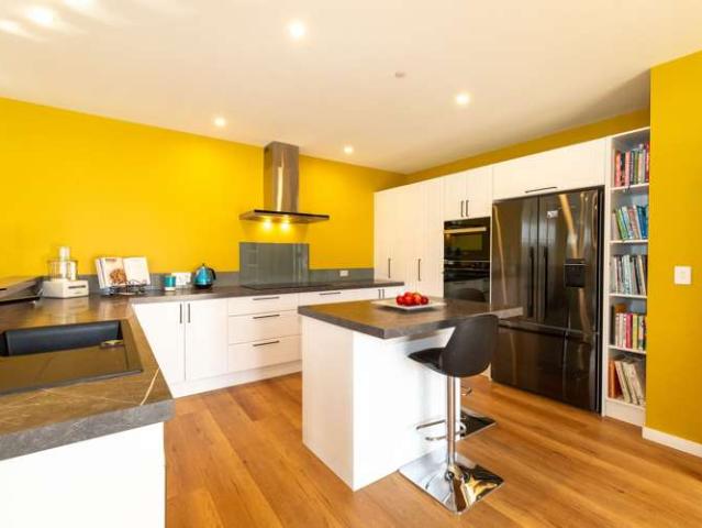 House for sale in Otakou