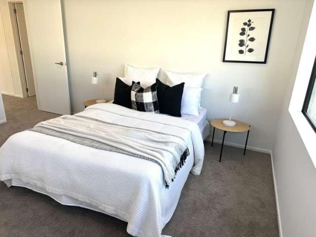 House for sale in Bayswater