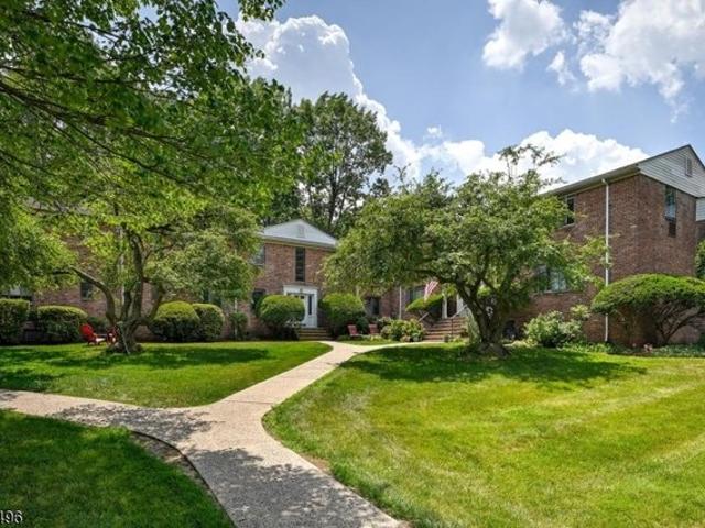 Condo for sale in Springfield, New Jersey