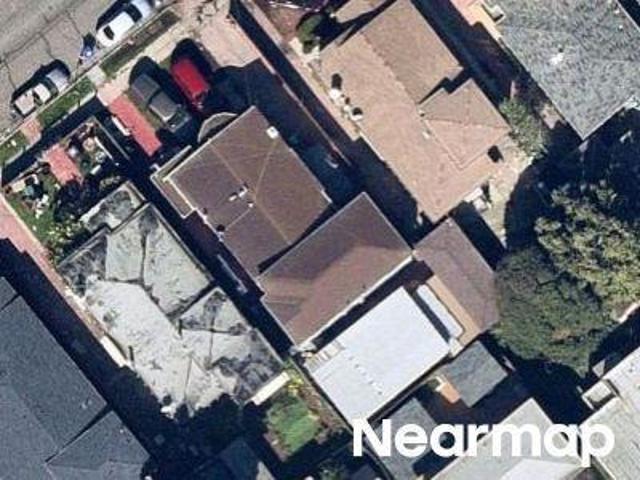 House for sale in Oakland, Alameda County