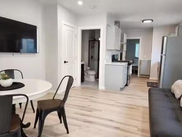 Apartment for rent in Oakland, California