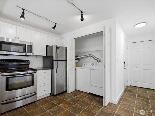 Condo for sale in Kenmore, Washington