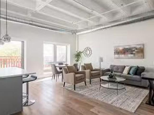 Condo for rent in Melrose Park