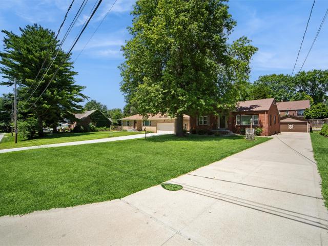 House for sale in Windsor Heights, Iowa