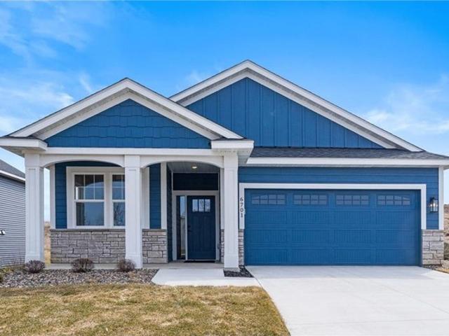 House for sale in Cannon Falls, Minnesota