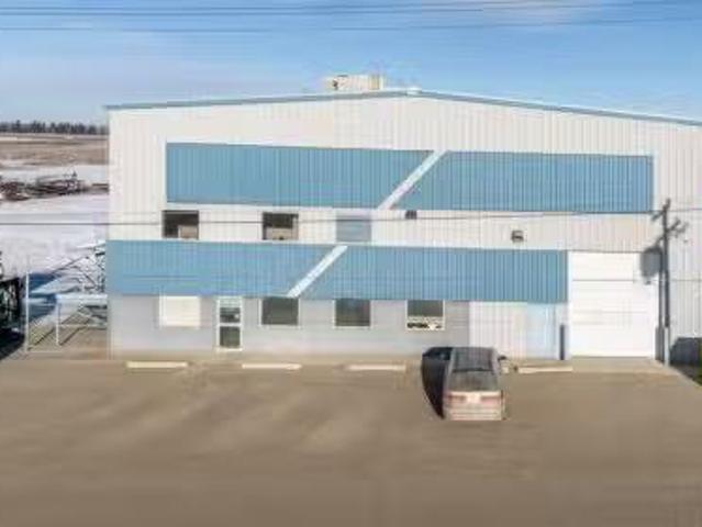 House for sale in Ponoka, Alberta