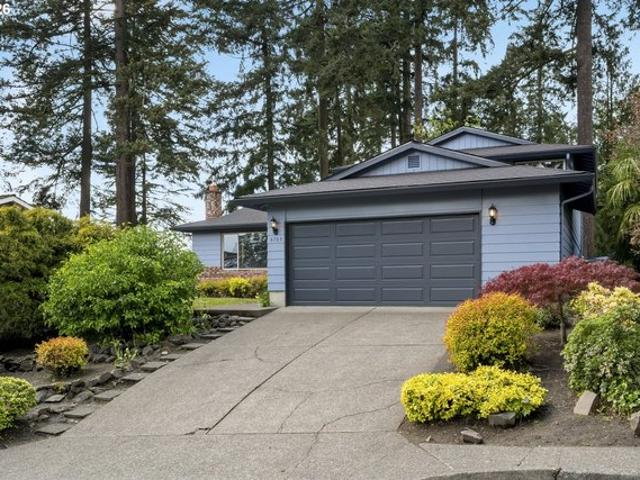 House for sale in Oregonia