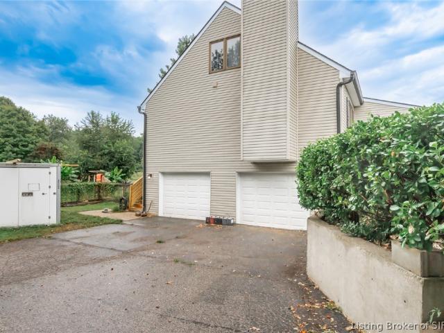 House for sale in Duncan, Georgetown