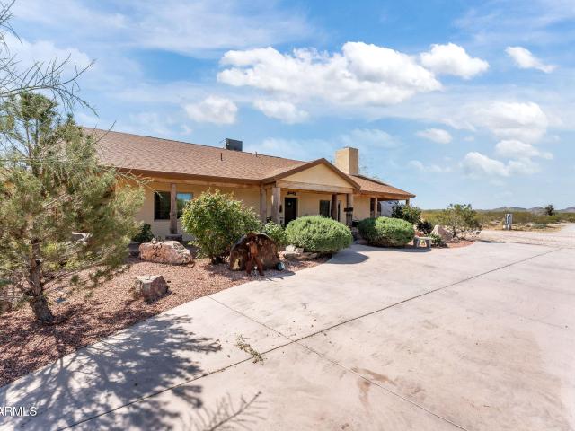 House for sale in Salome, Arizona