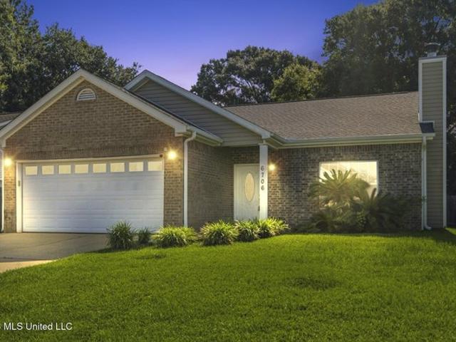 House for sale in Biloxi, Mississippi