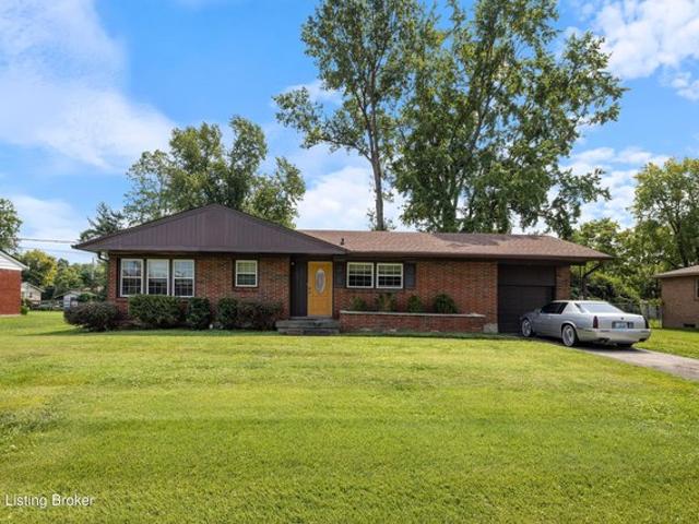 House for sale in Prospect, Kentucky