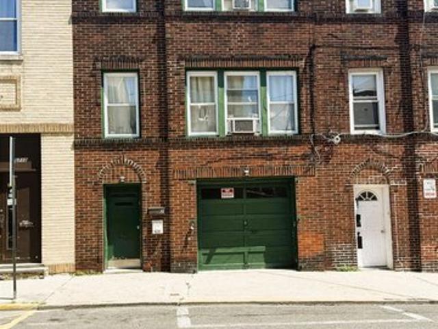 House for sale in Hudson, New Jersey