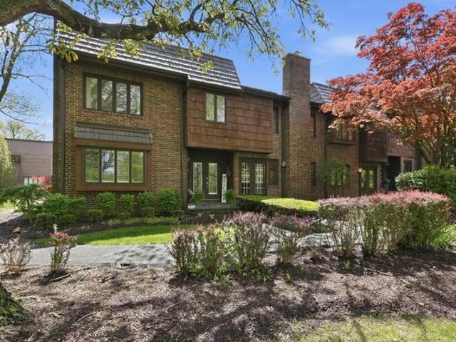 Condo for sale in Fort Wayne, Indiana
