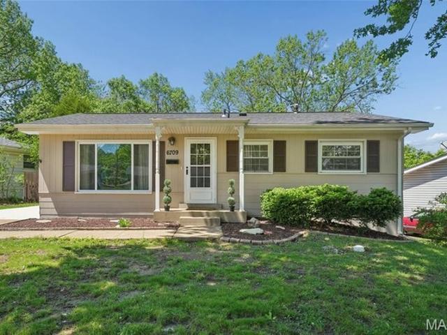 House for sale in Hazelwood, Missouri