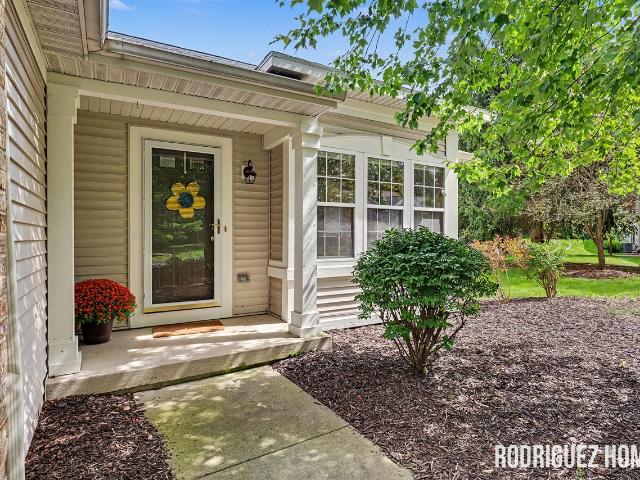Condo for sale in Ada Township, Michigan
