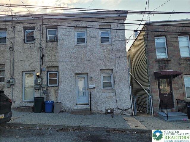 Townhouse for sale in Bethlehem, Pennsylvania