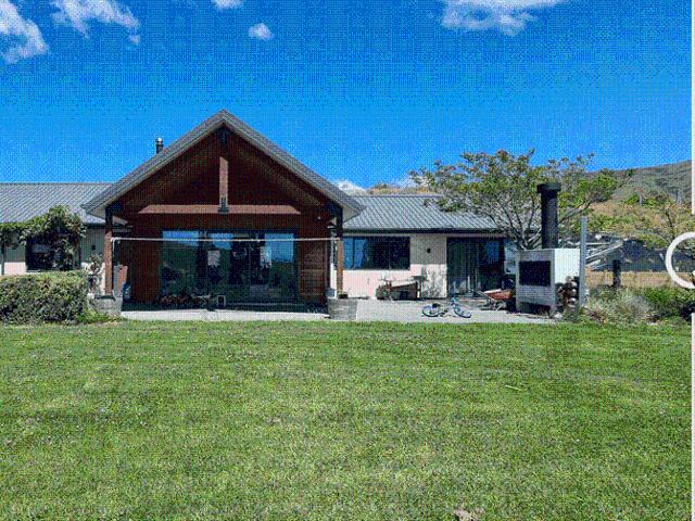 House for rent in Otakou