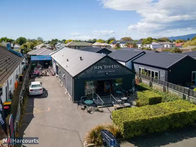 House for sale in Edgeware, Canterbury