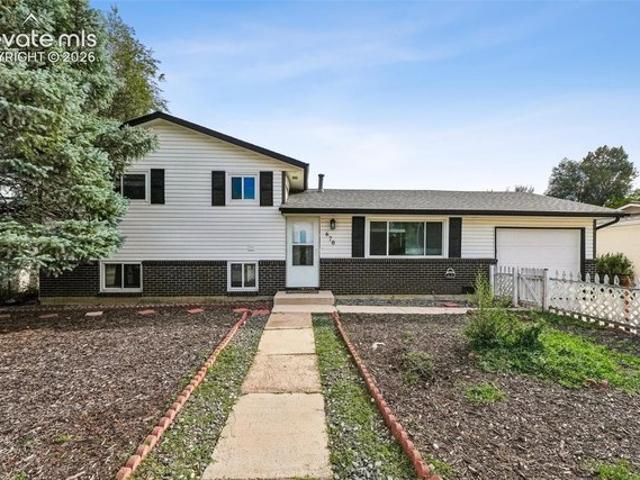 House for sale in Fountain, El Paso County