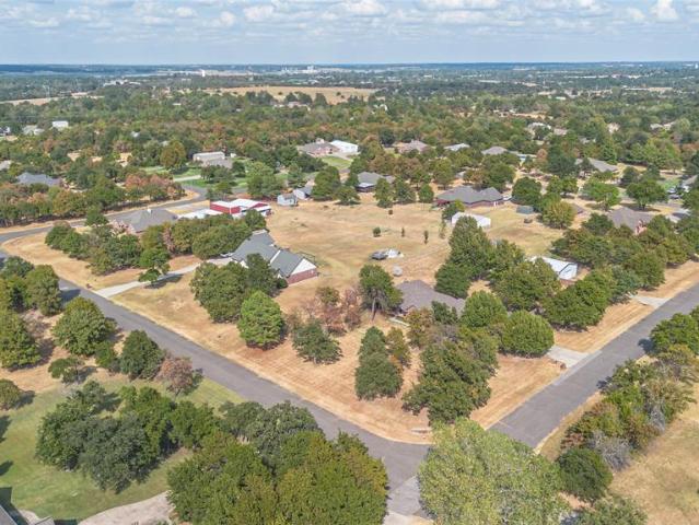 House for sale in Harrah, Oklahoma County