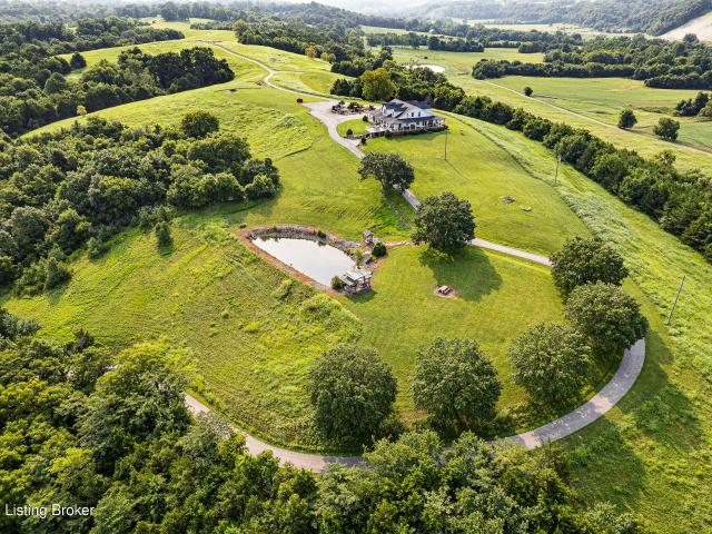 House for sale in Springfield, Kentucky
