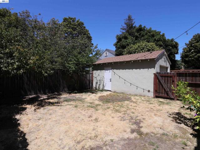House for sale in San Leandro, California